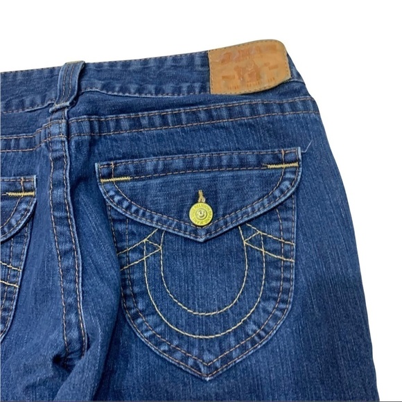 True Religion Joey Flare Medium Wash Denim Jeans Mid Rise Raw Hem Sz 30 - Picture 5 of 10